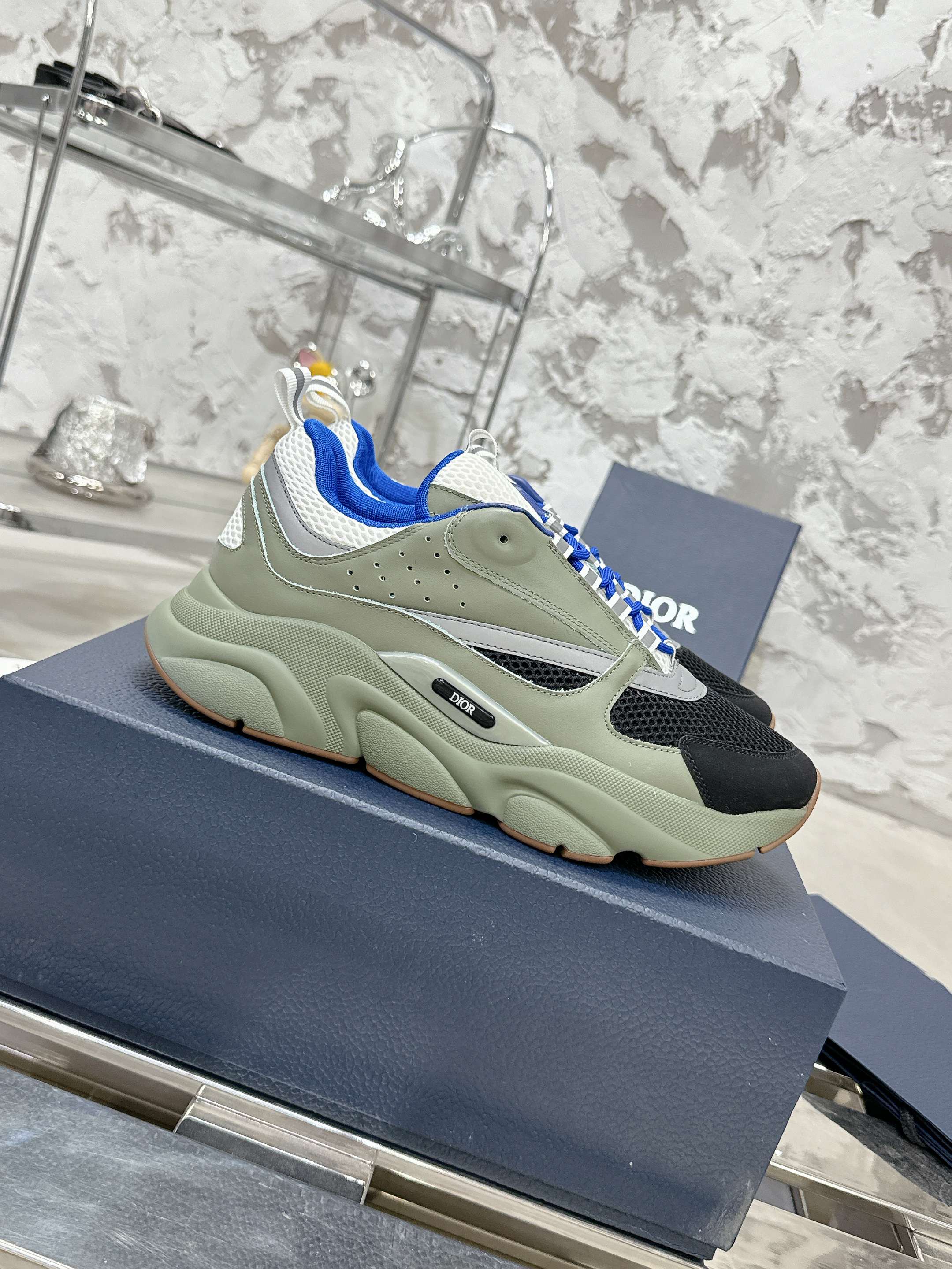 Dior Sneakers-122