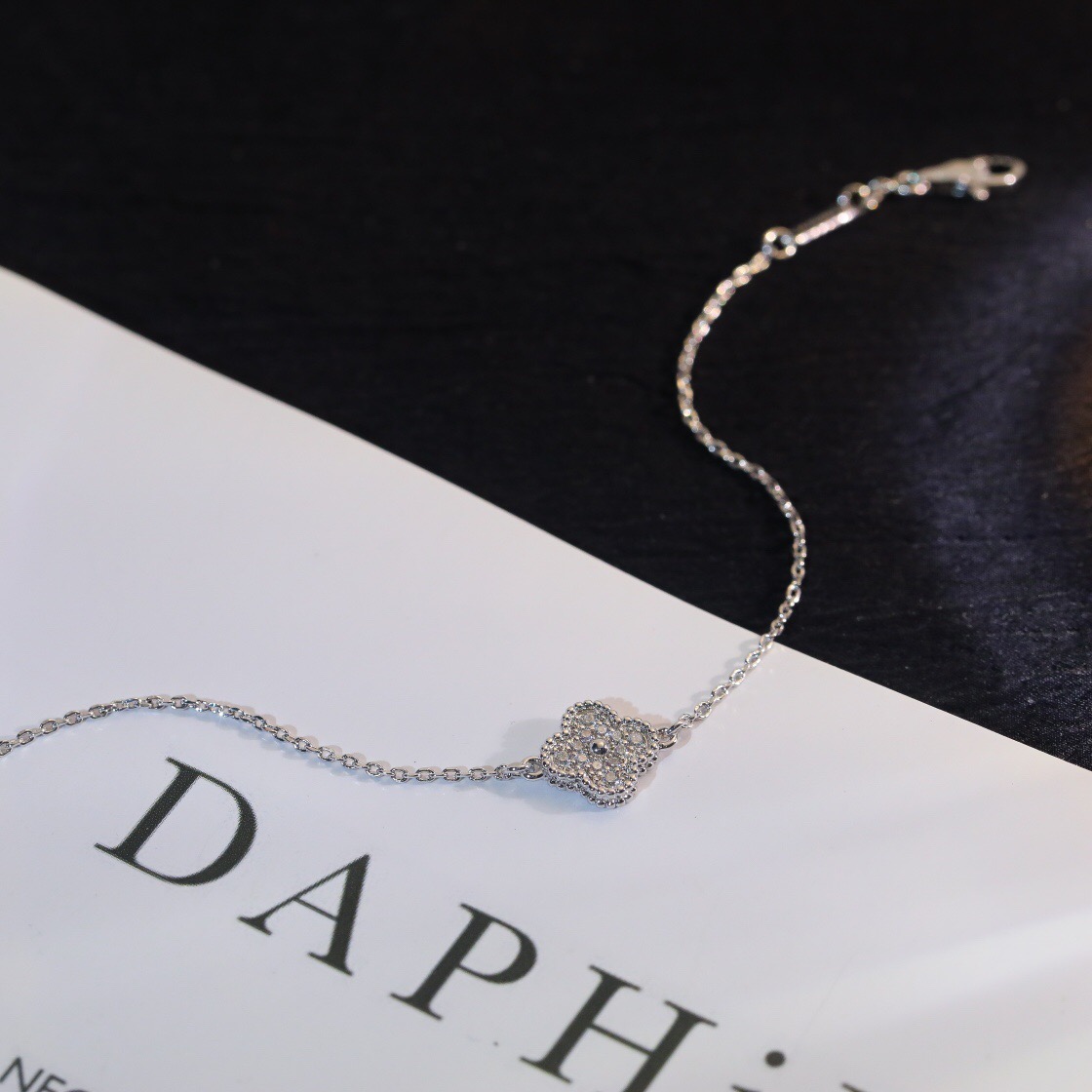 Van Cleef & Arpels Bracelet-38