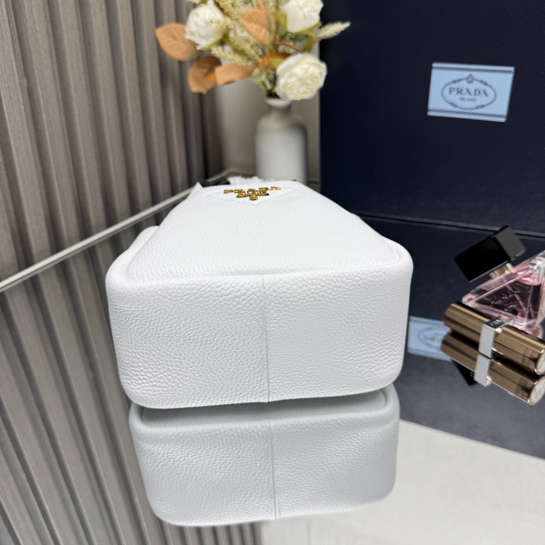 Prada Hot New Product-15