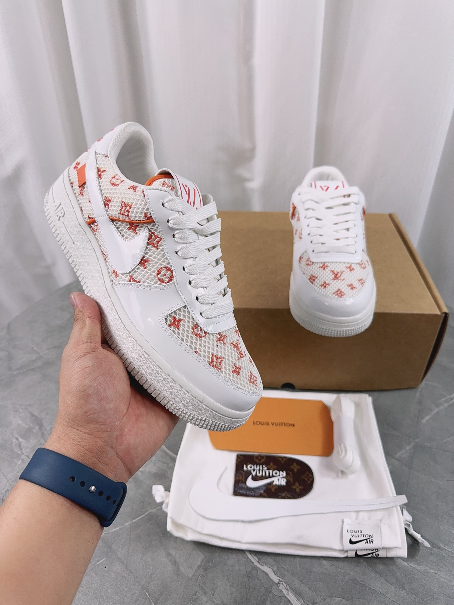 Lv Sneakers-245