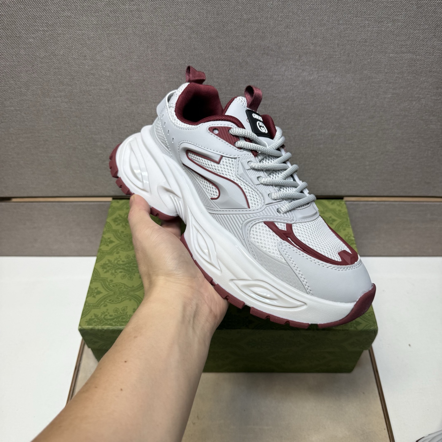 Gucci Sneakers-143