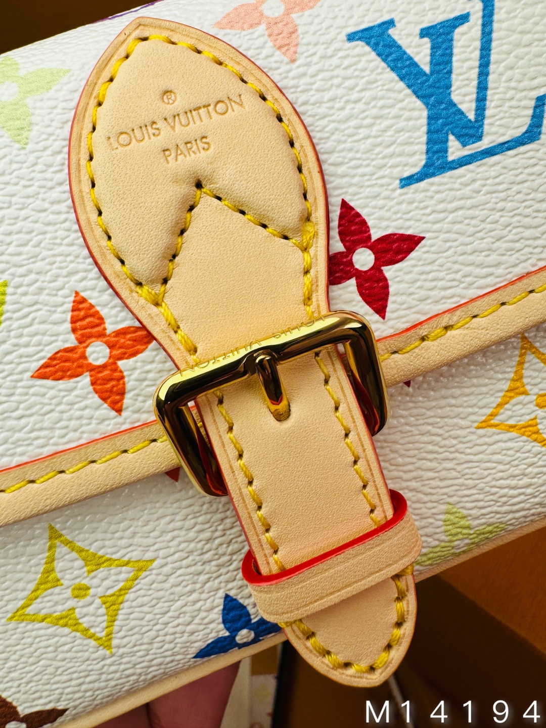 Louis Vuitton Hot New Product-65