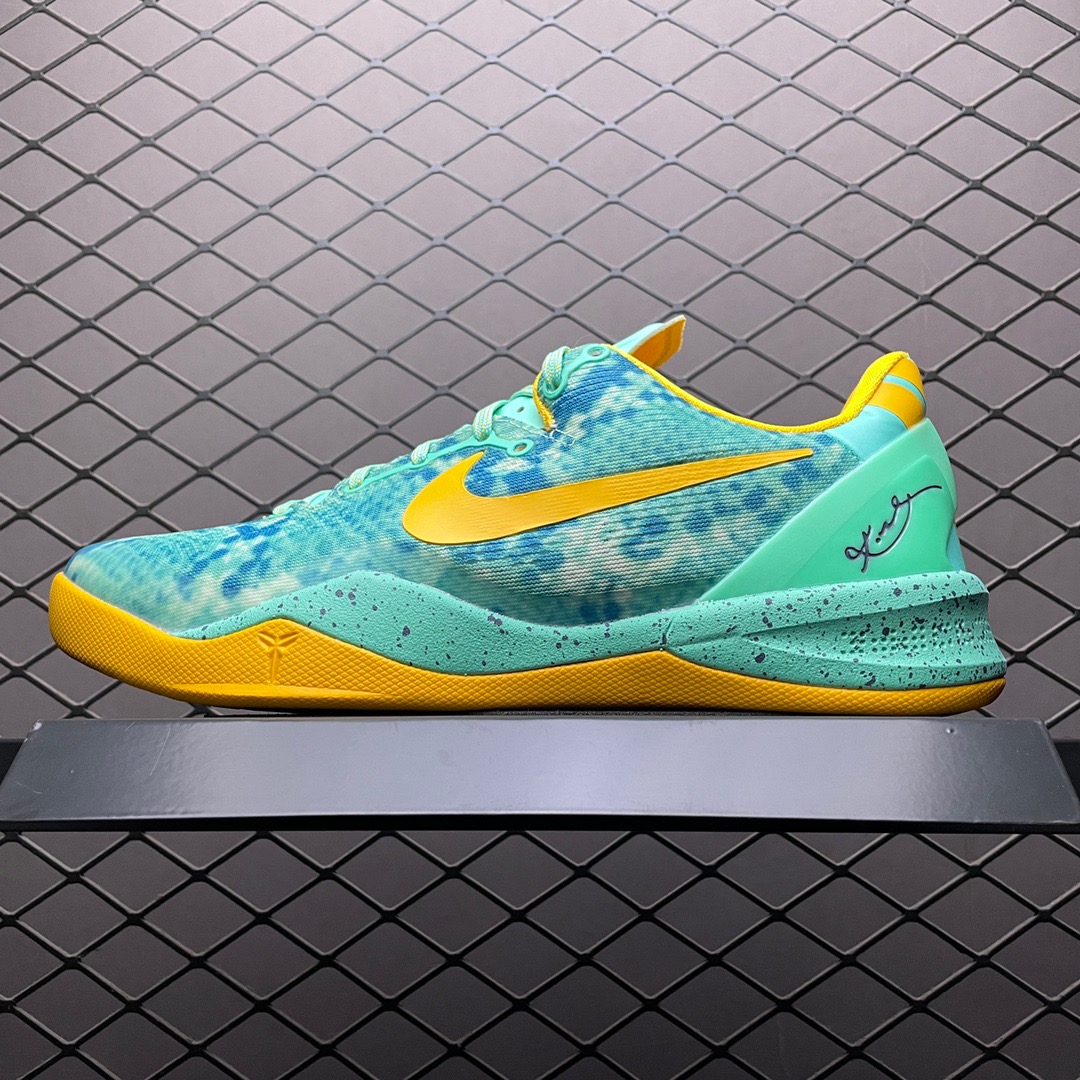 Nike Sneakers-200