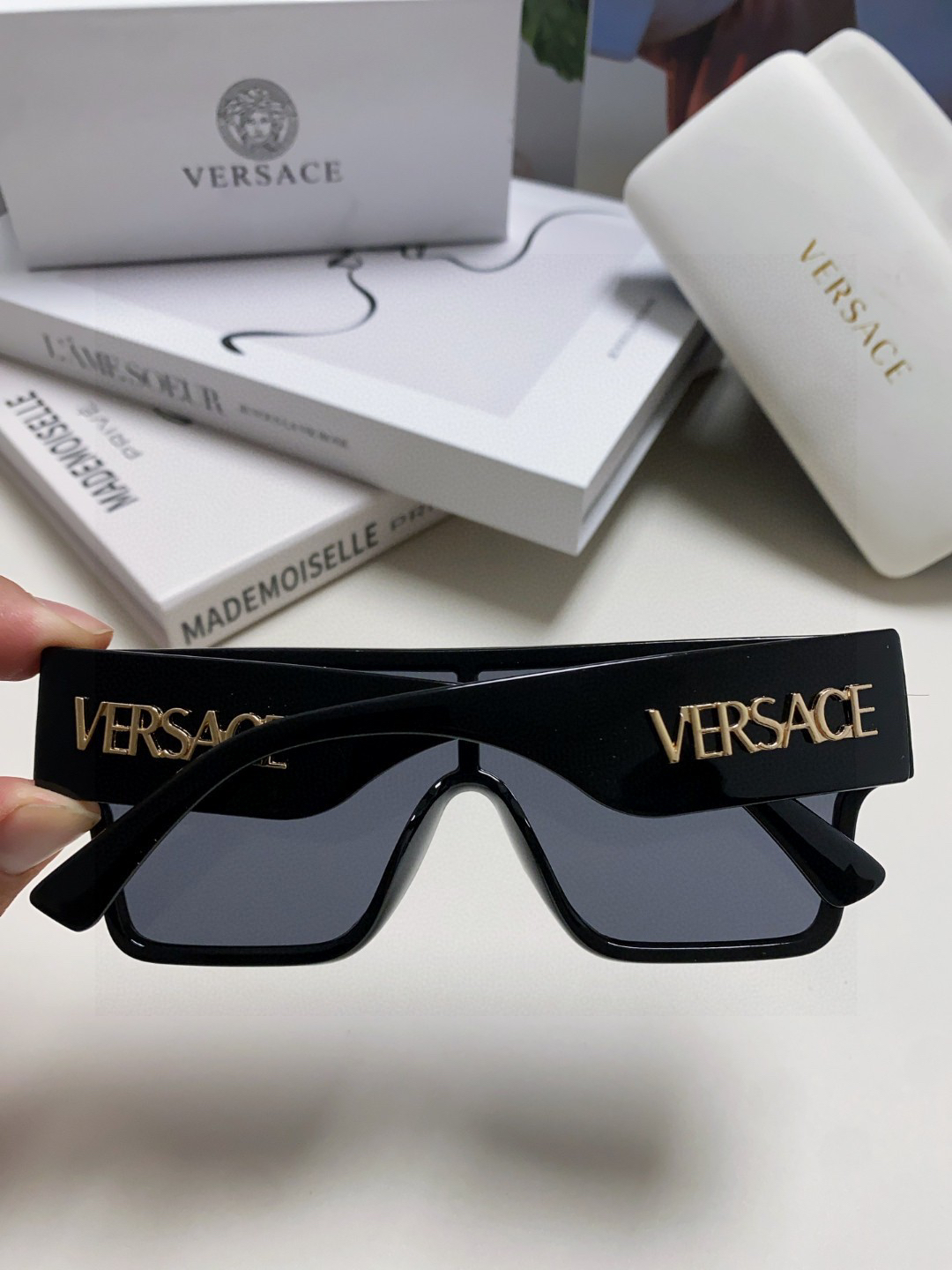 Versace glasses-13