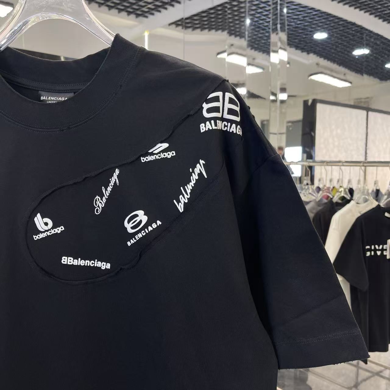 Balenciaga clothing-94