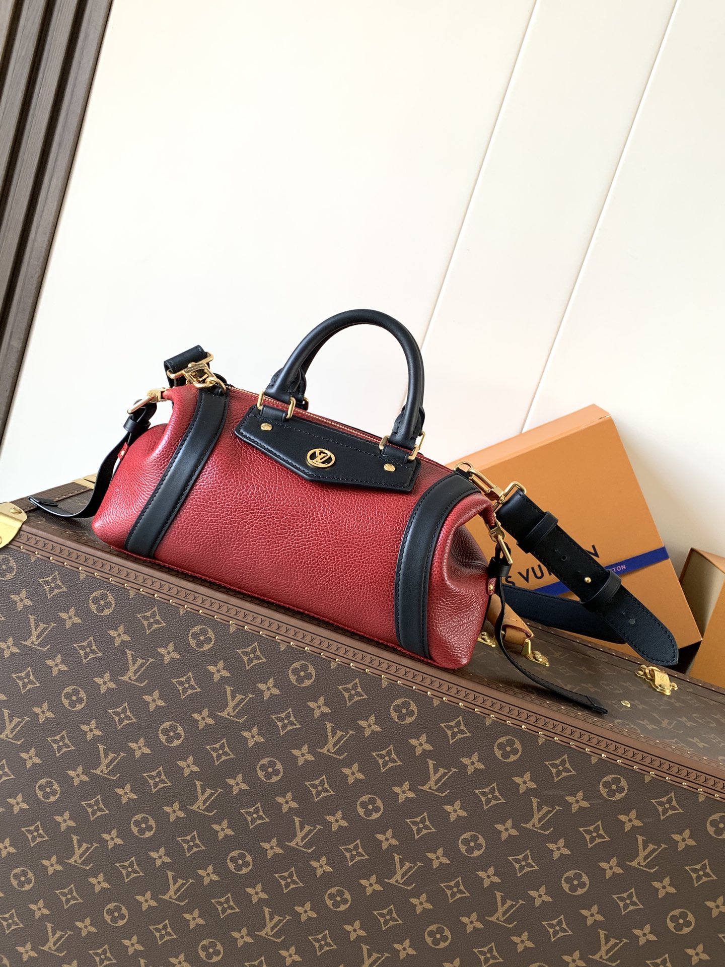 Louis Vuitton Hot New Product-195