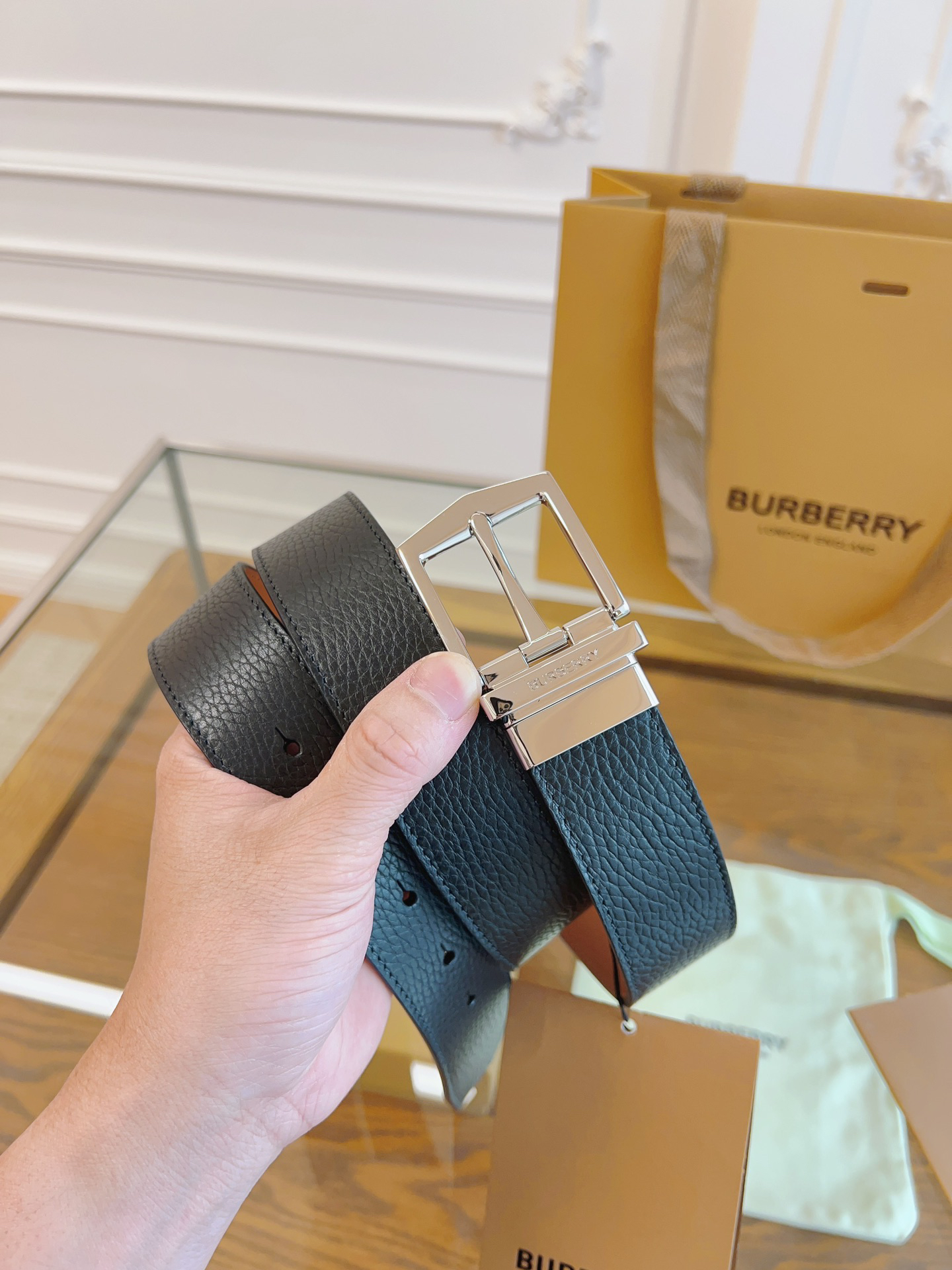 Burberry belt-90