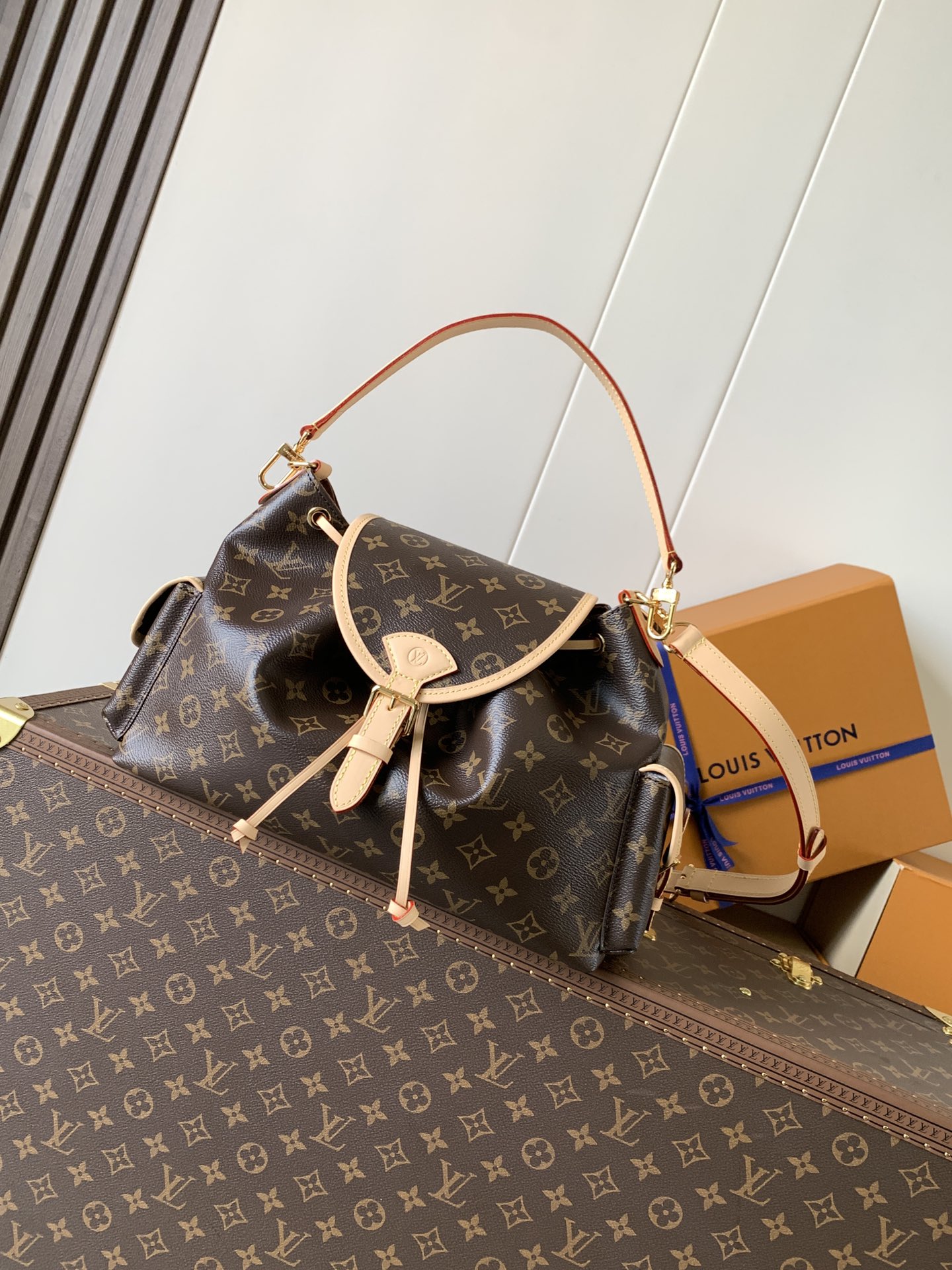 Louis Vuitton Hot New Product-34