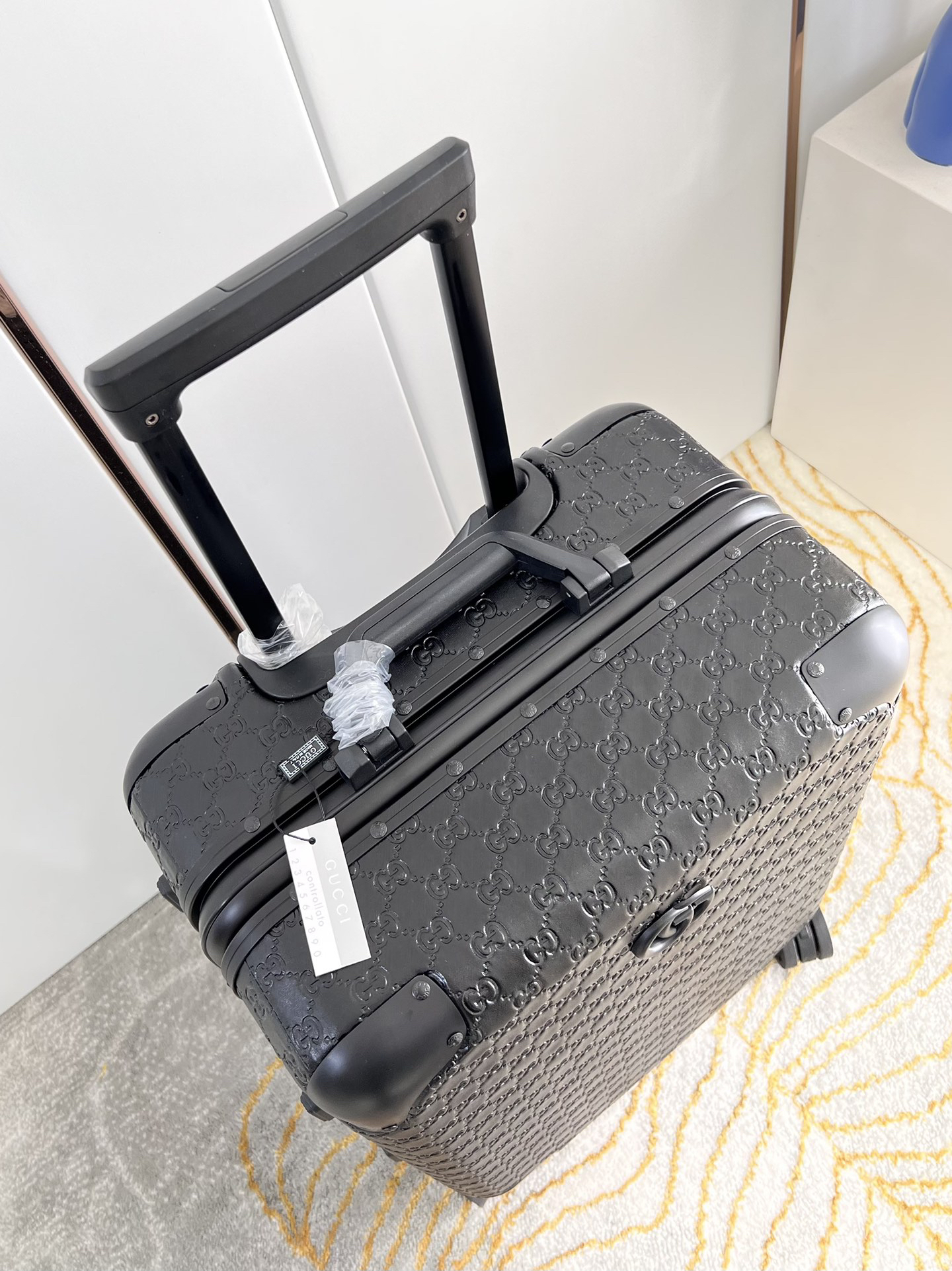 Gucci luggage-19