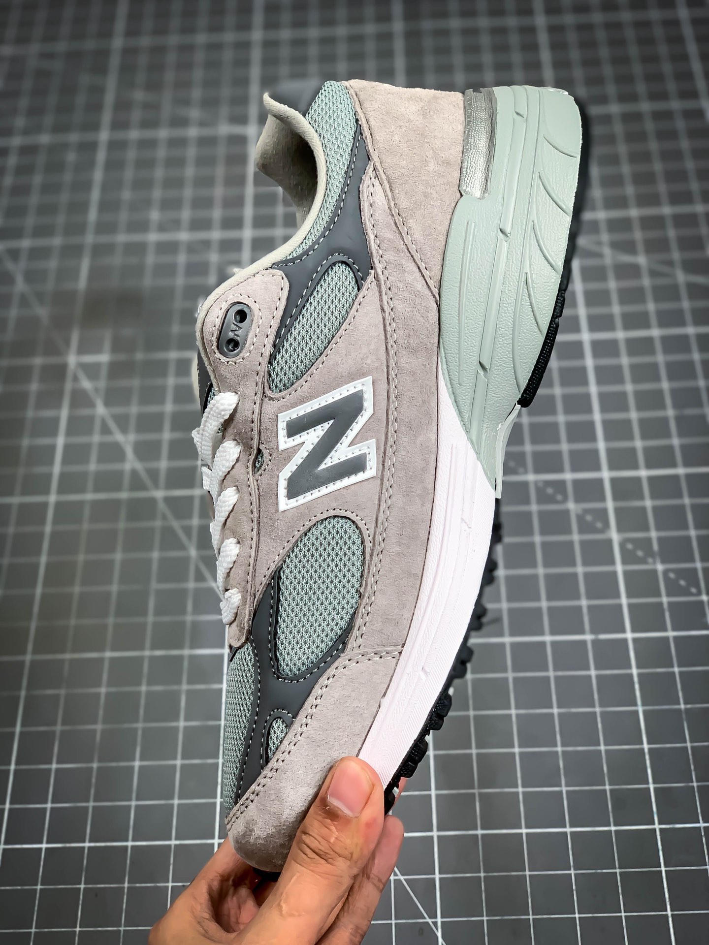 New Balance Sneakers-86