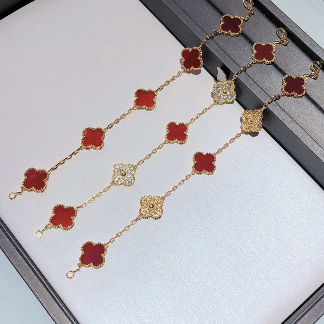 Van Cleef & Arpels Bracelet-119