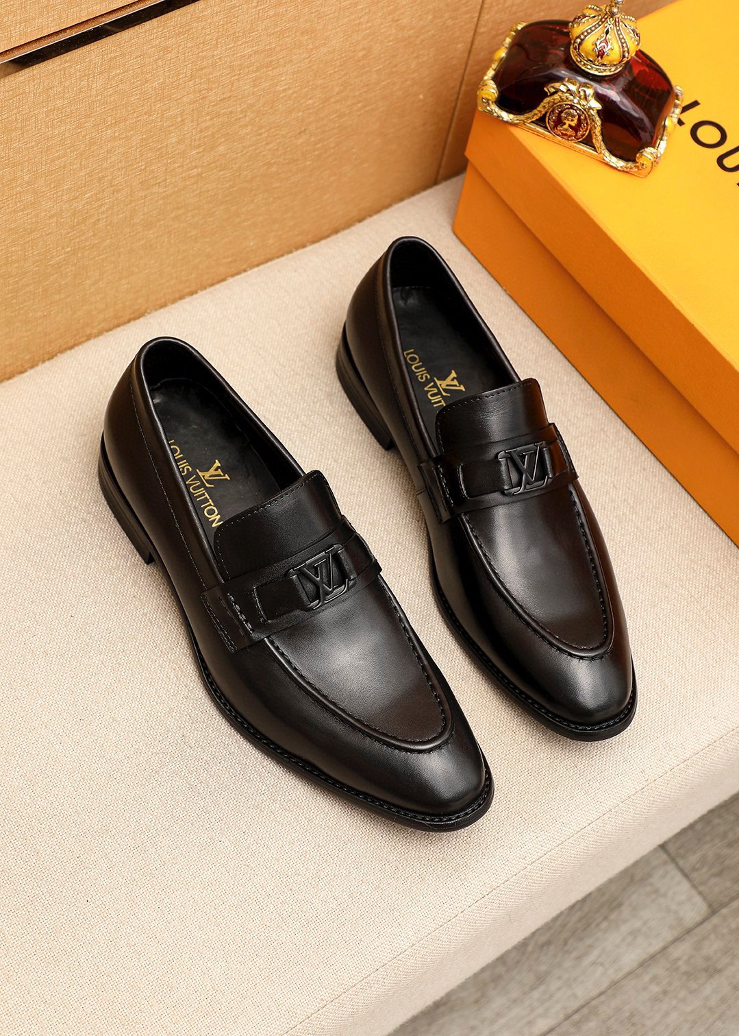 LV men's leather shoes-38