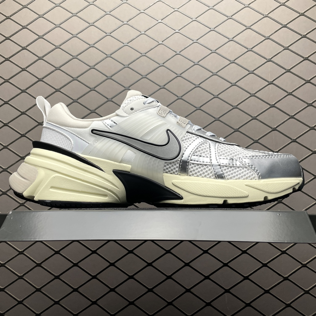 Nike Sneakers-175