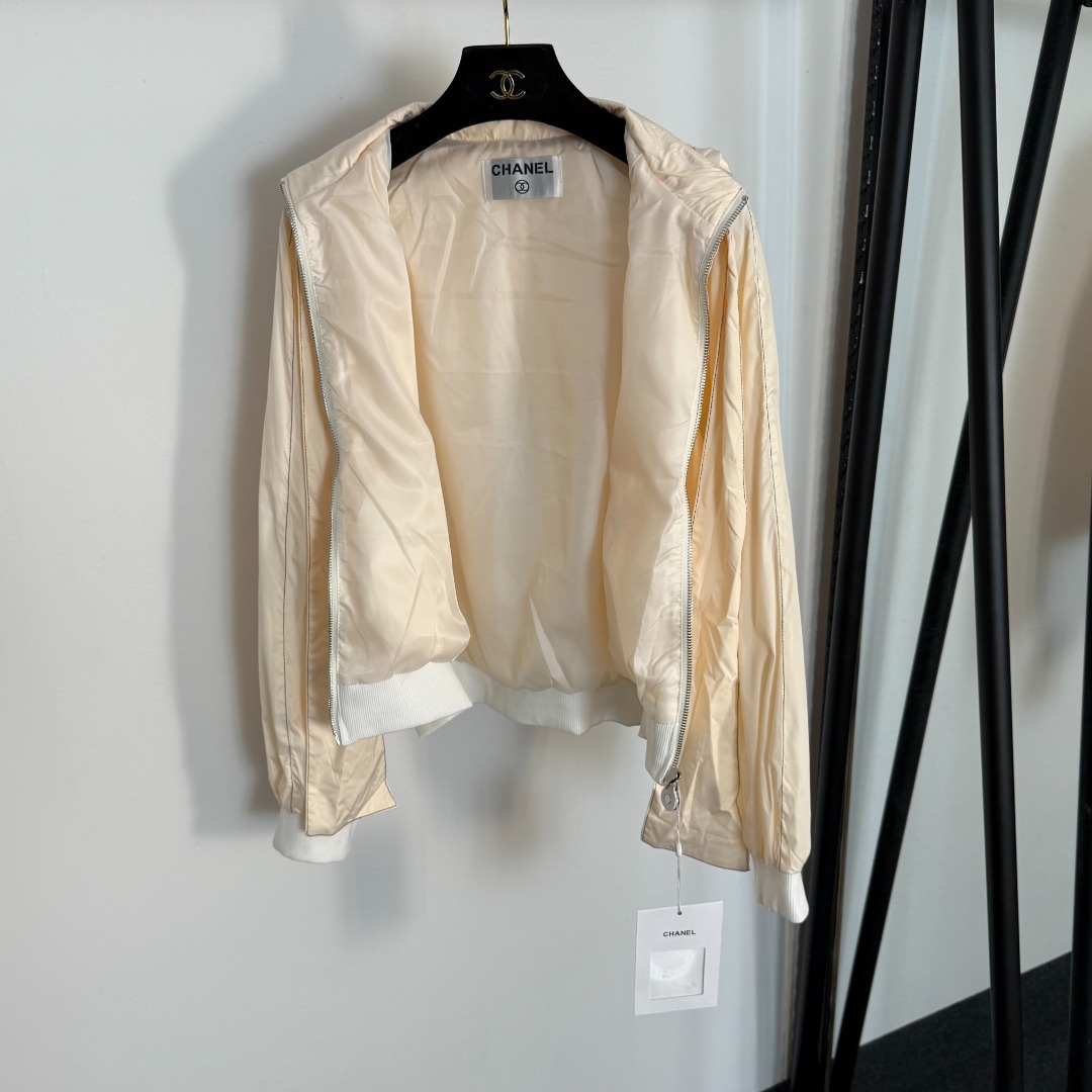 Chanel Clothing-191