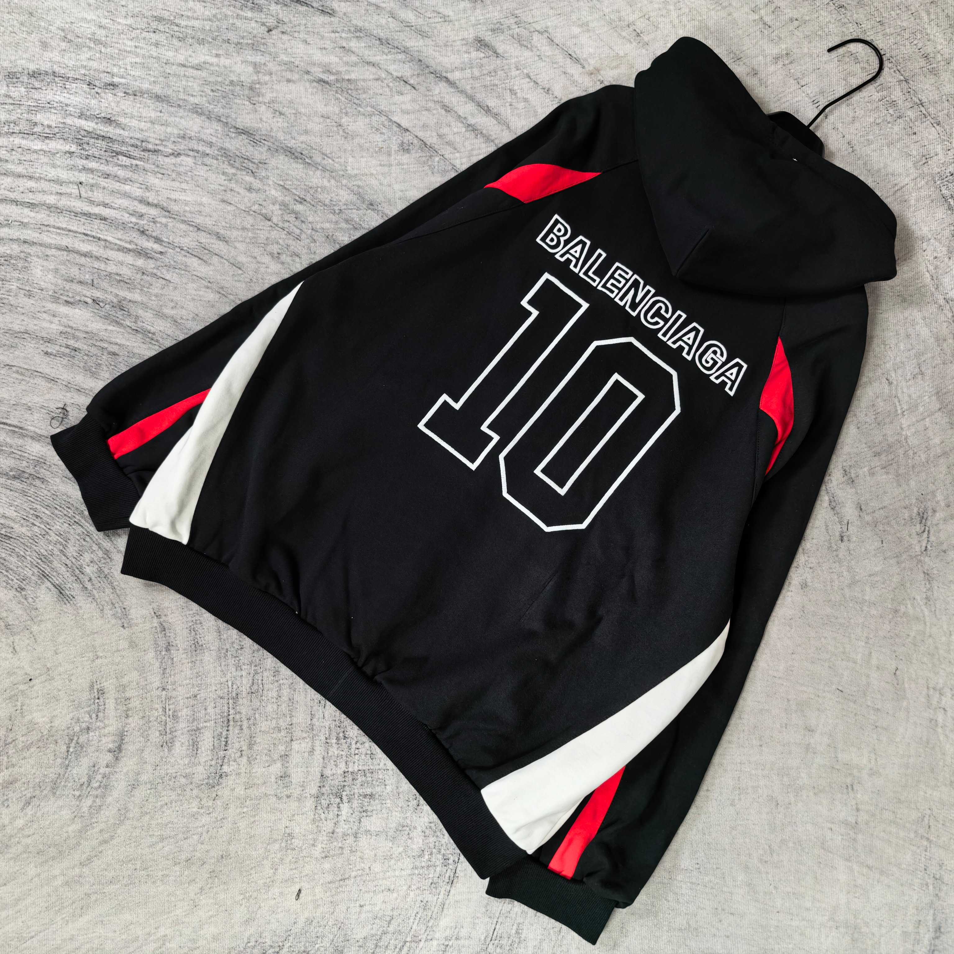 Balenciaga Clothing-304