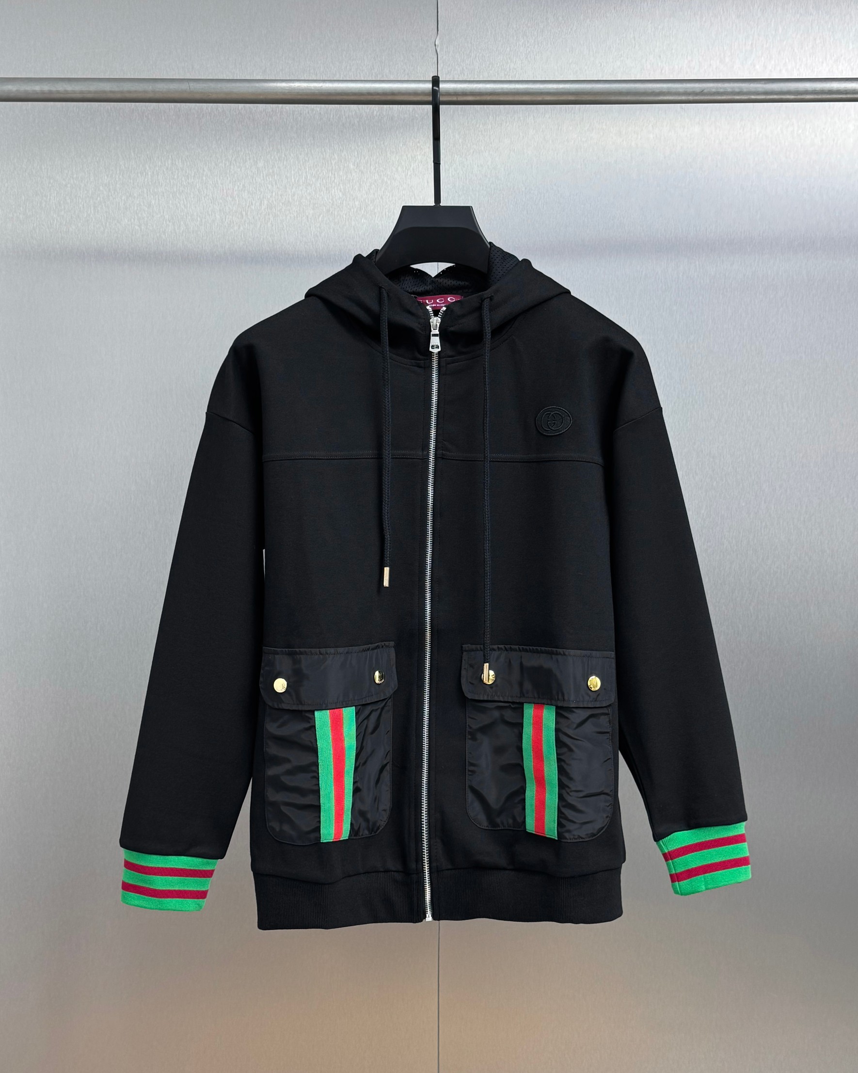 Gucci Clothing-290
