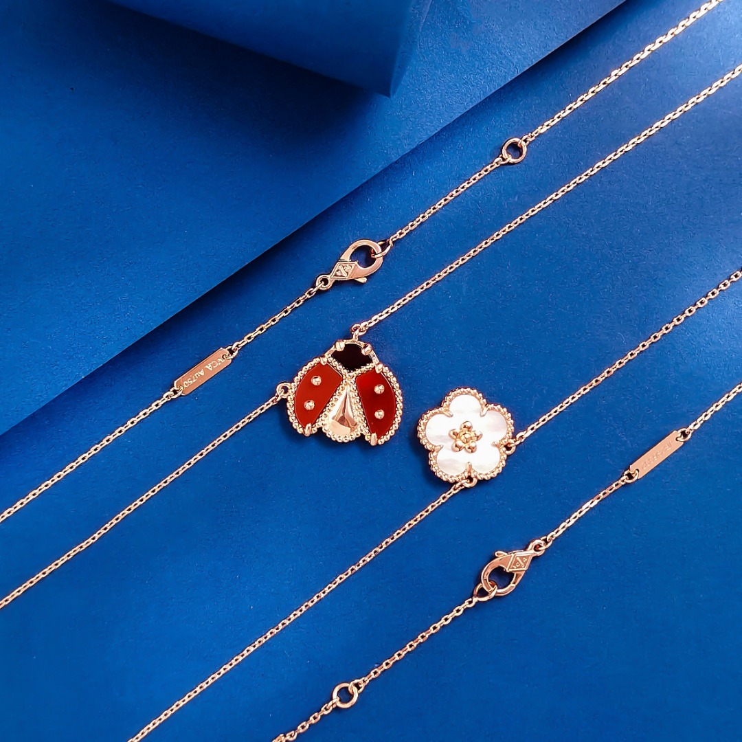 Van Cleef & Arpels necklace-29