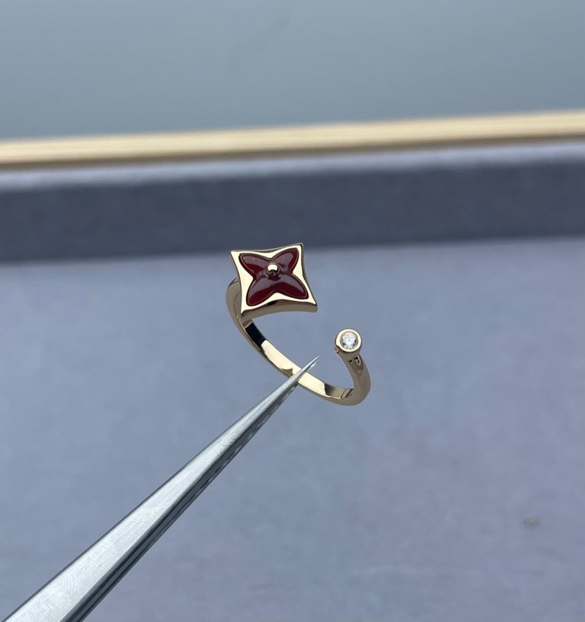 LV ring-37