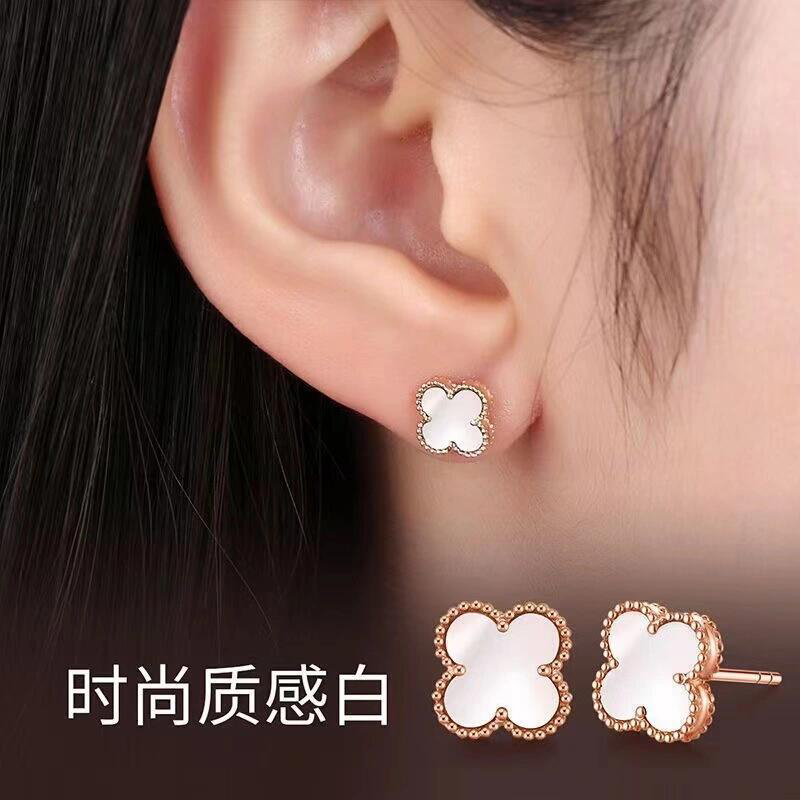 Van Cleef & Arpels earring-109