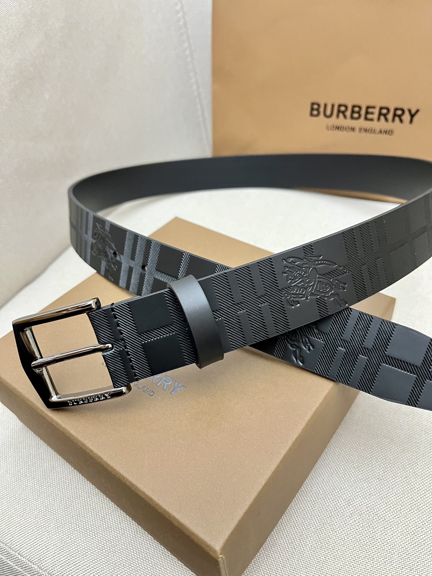 Burberry belt-24