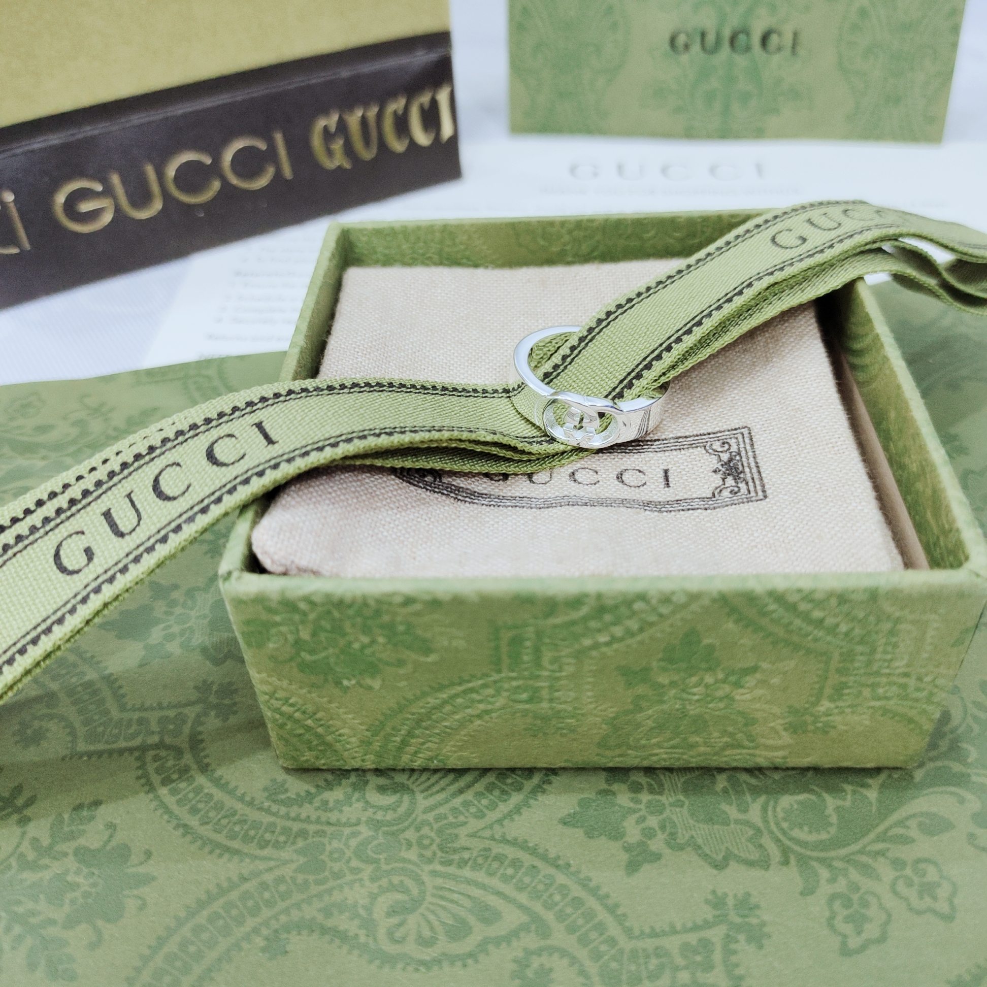Gucci ring-50