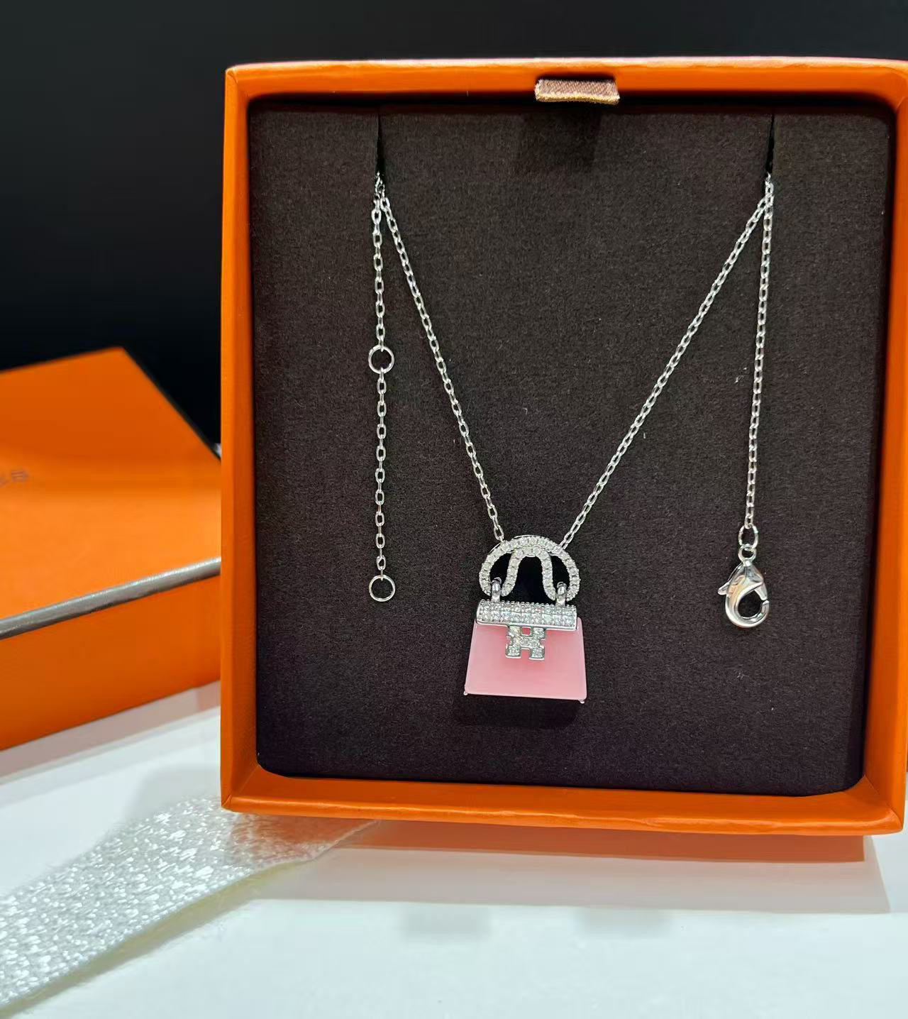 Hermes necklace-38