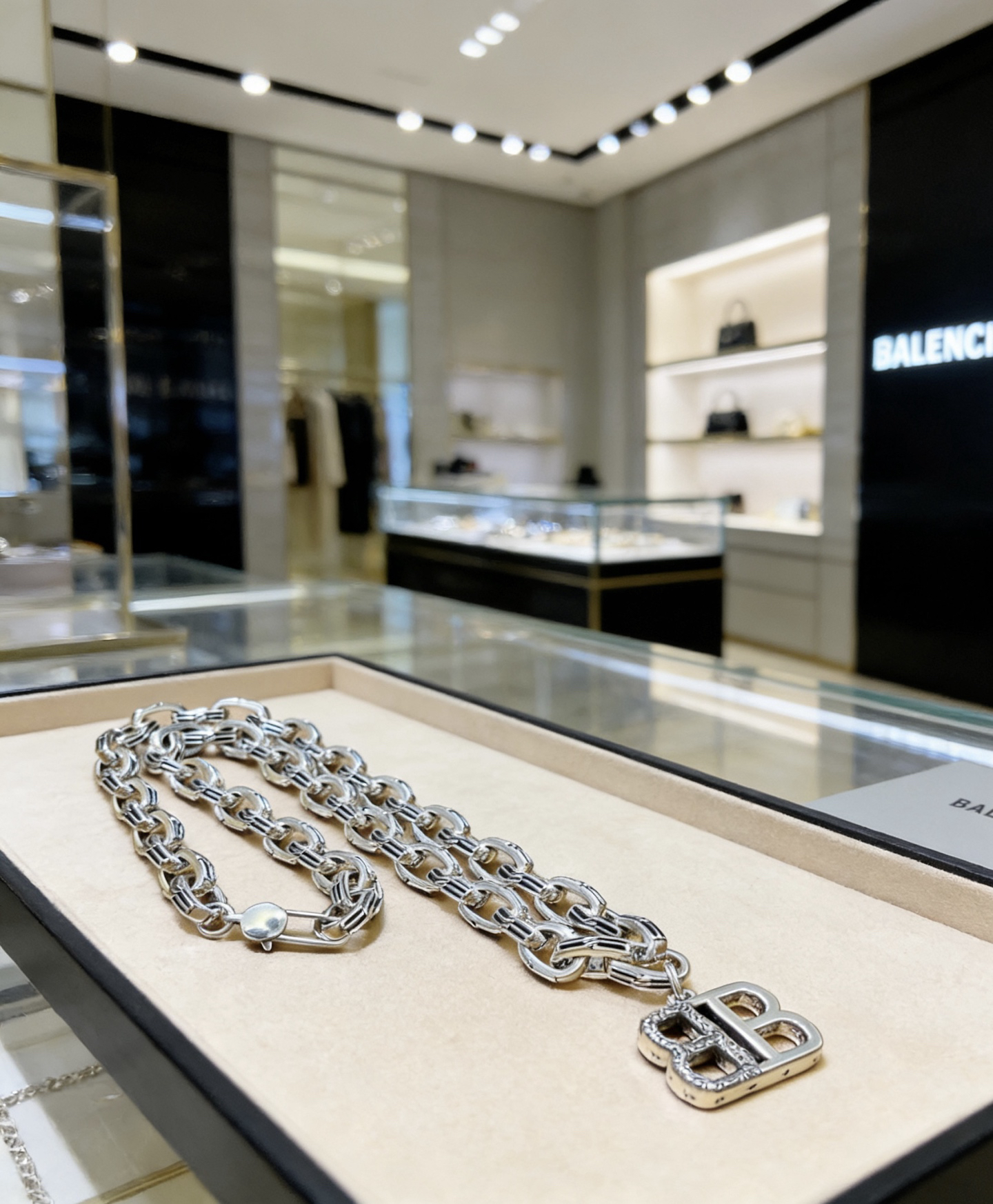 Balenciaga necklace-43