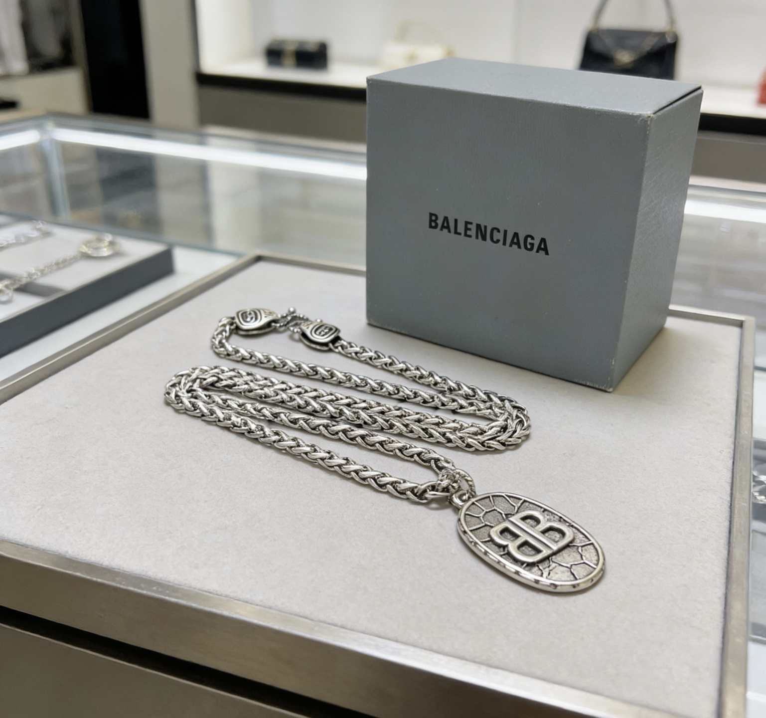 Balenciaga necklace-71