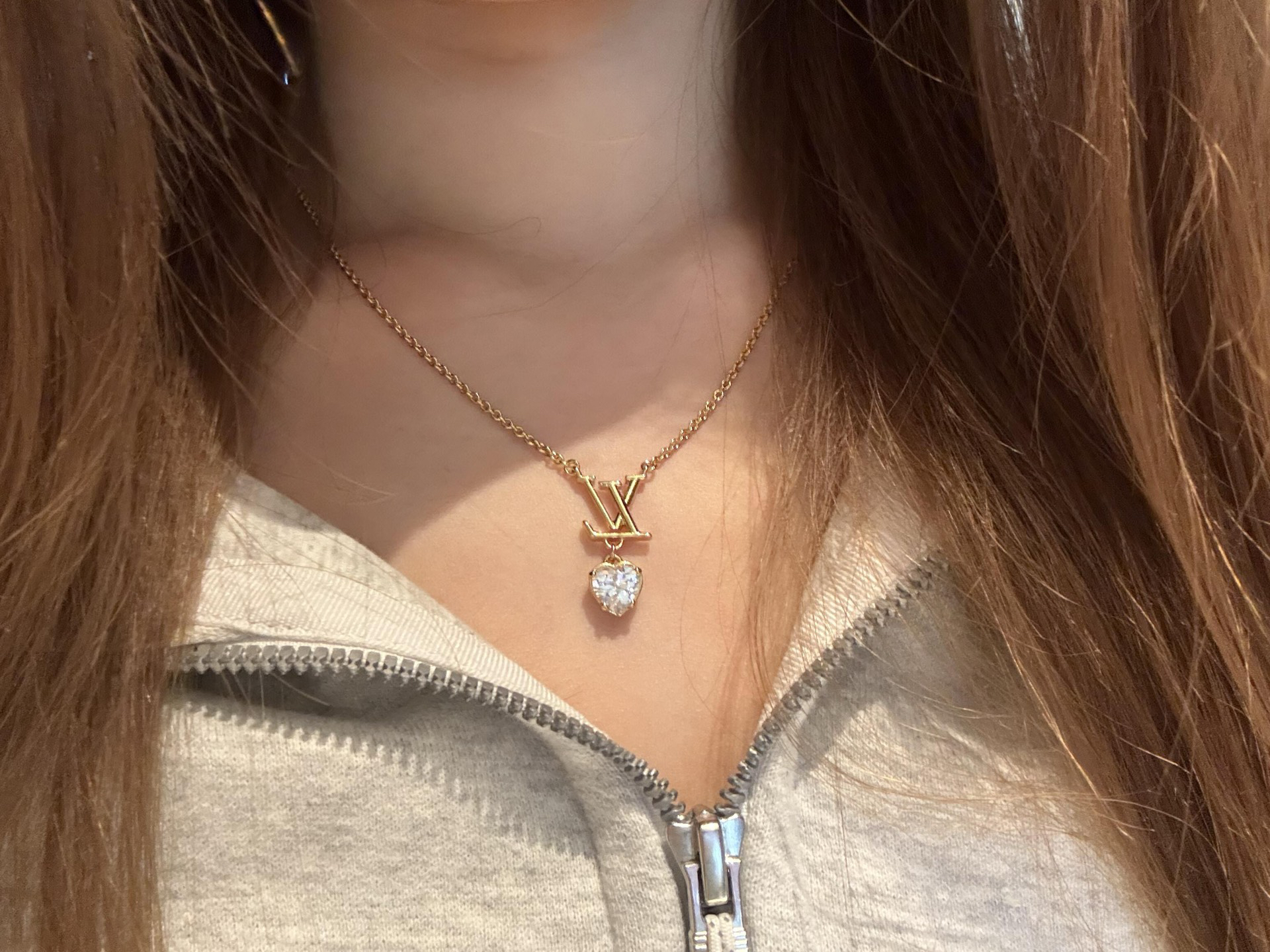LV necklace-45