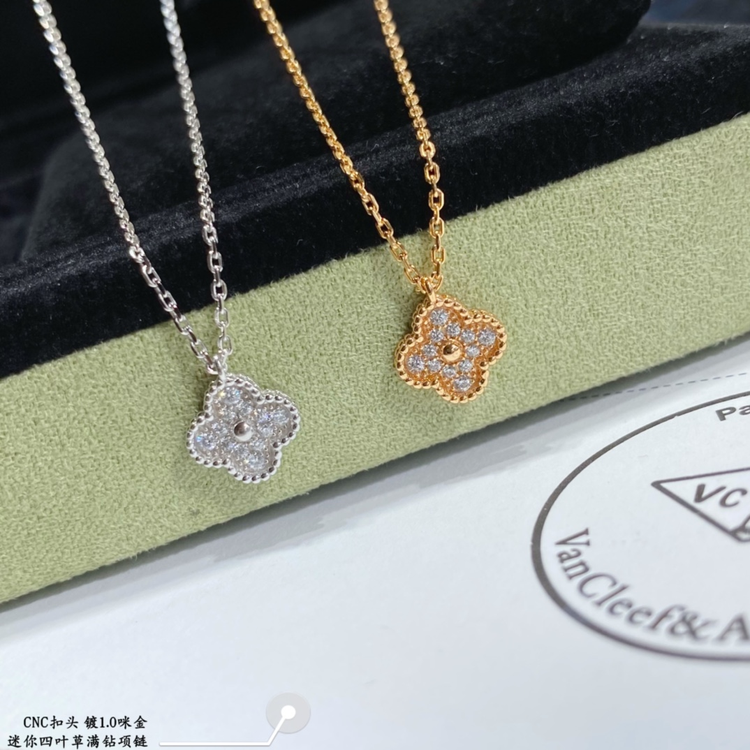 Van Cleef & Arpels necklace-97