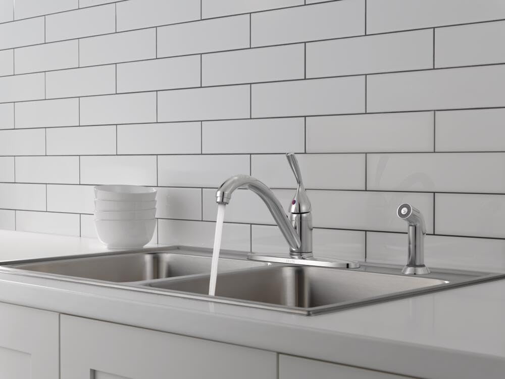 Delta Classic Chrome Kitchen Faucet with Side Sprayer, Contemporary 4 Hole Kitchen Sink Faucet, Single Handle, Chrome 400-DST