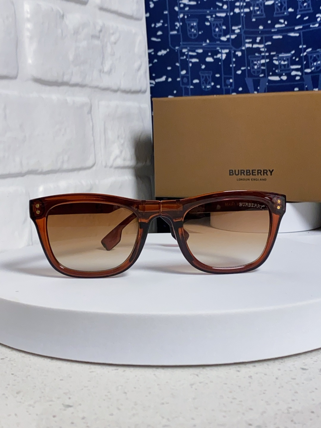 Burberry glasses-38