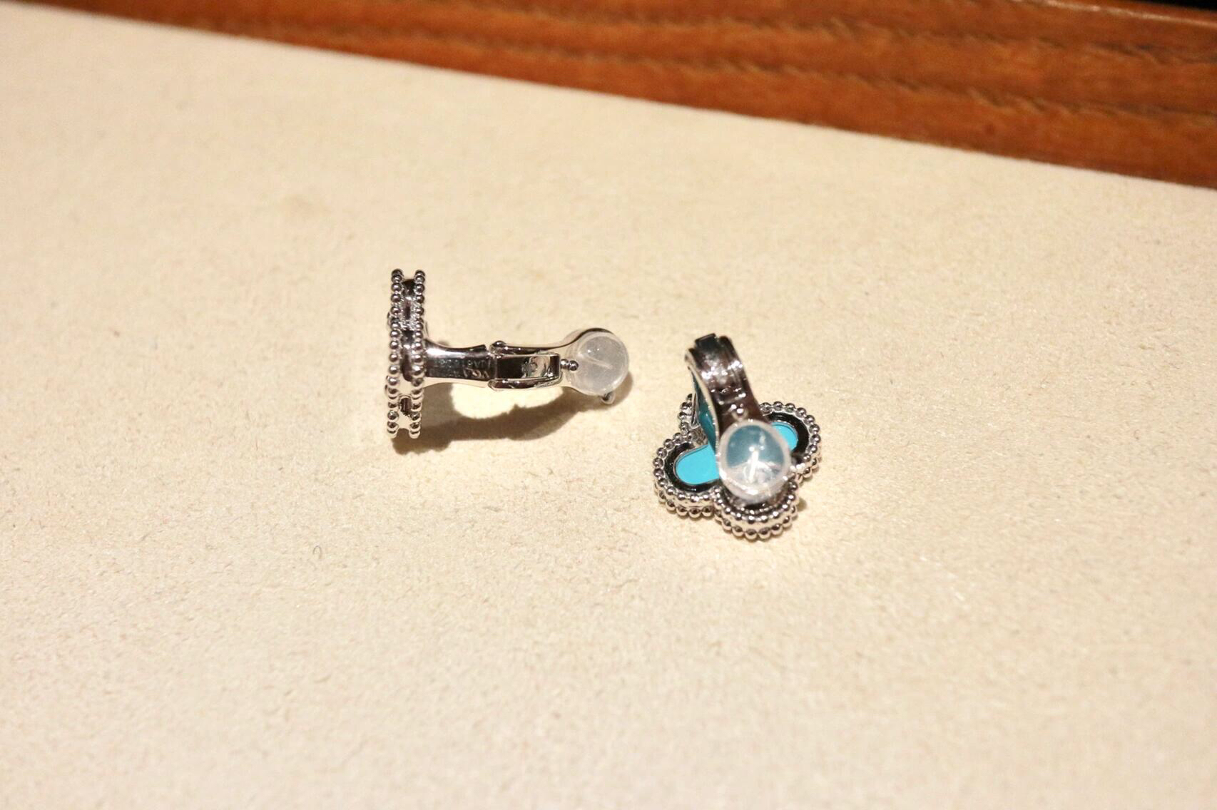 Van Cleef & Arpels earring-87