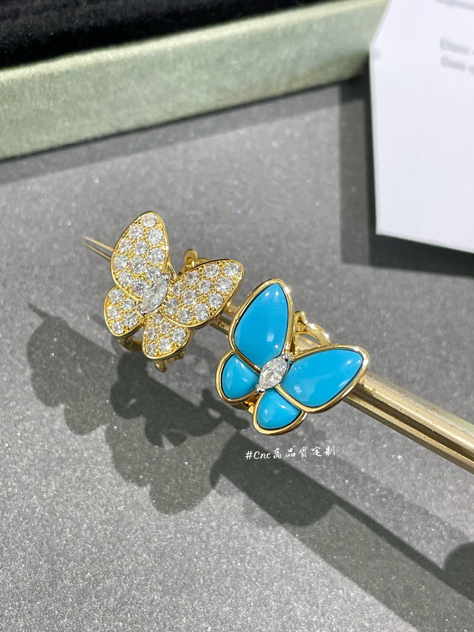 Van Cleef & Arpels earring-24