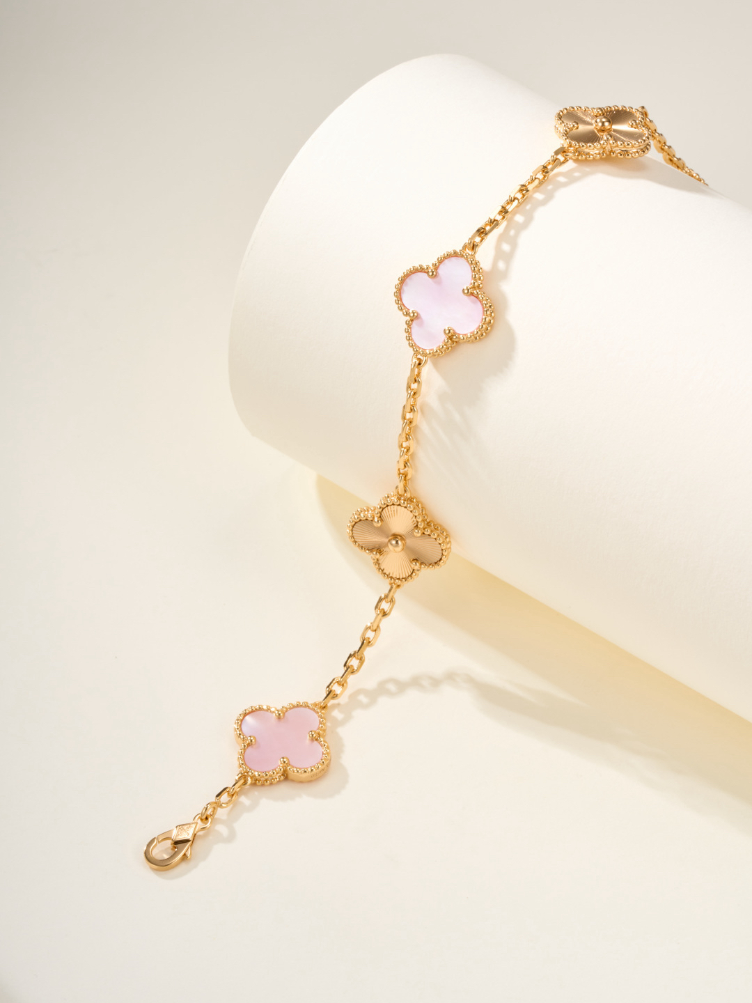 Van Cleef & Arpels Bracelet-83