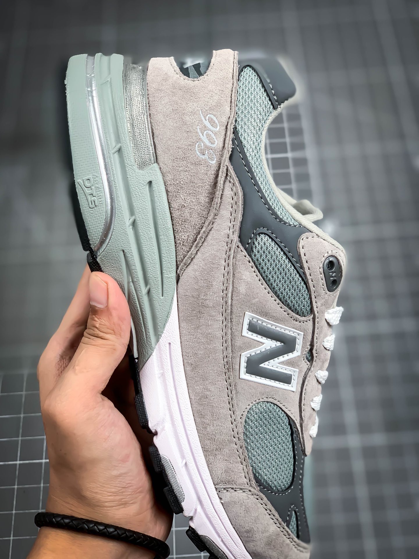 New Balance Sneakers-86