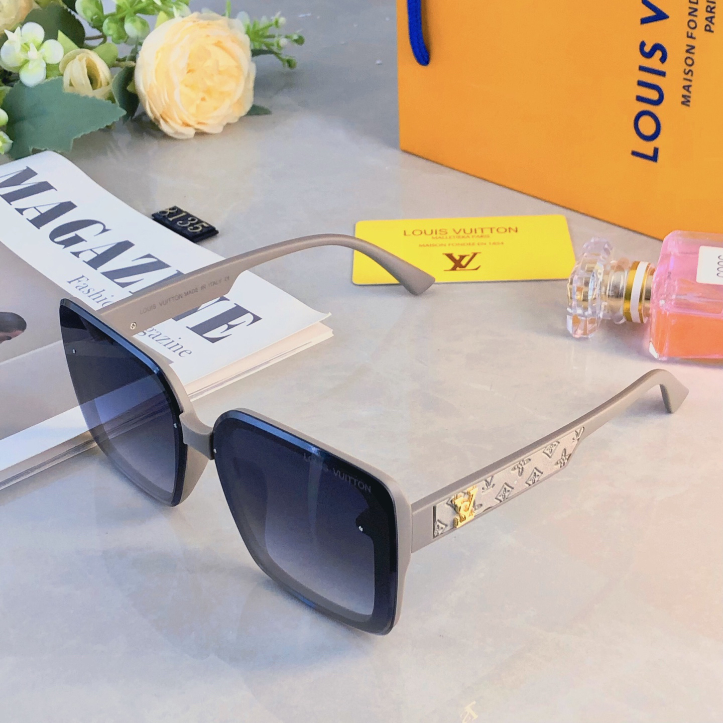 LV glasses-27