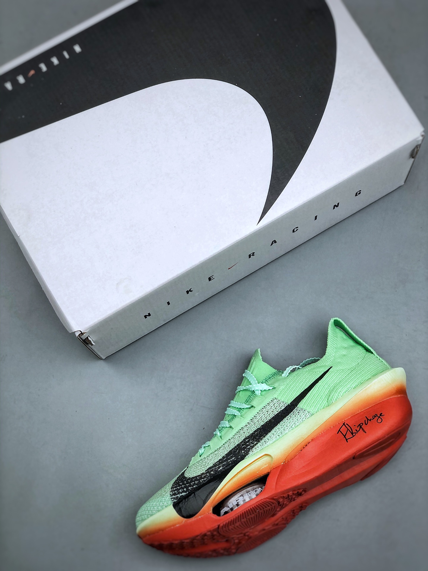 Nike Sneakers-273