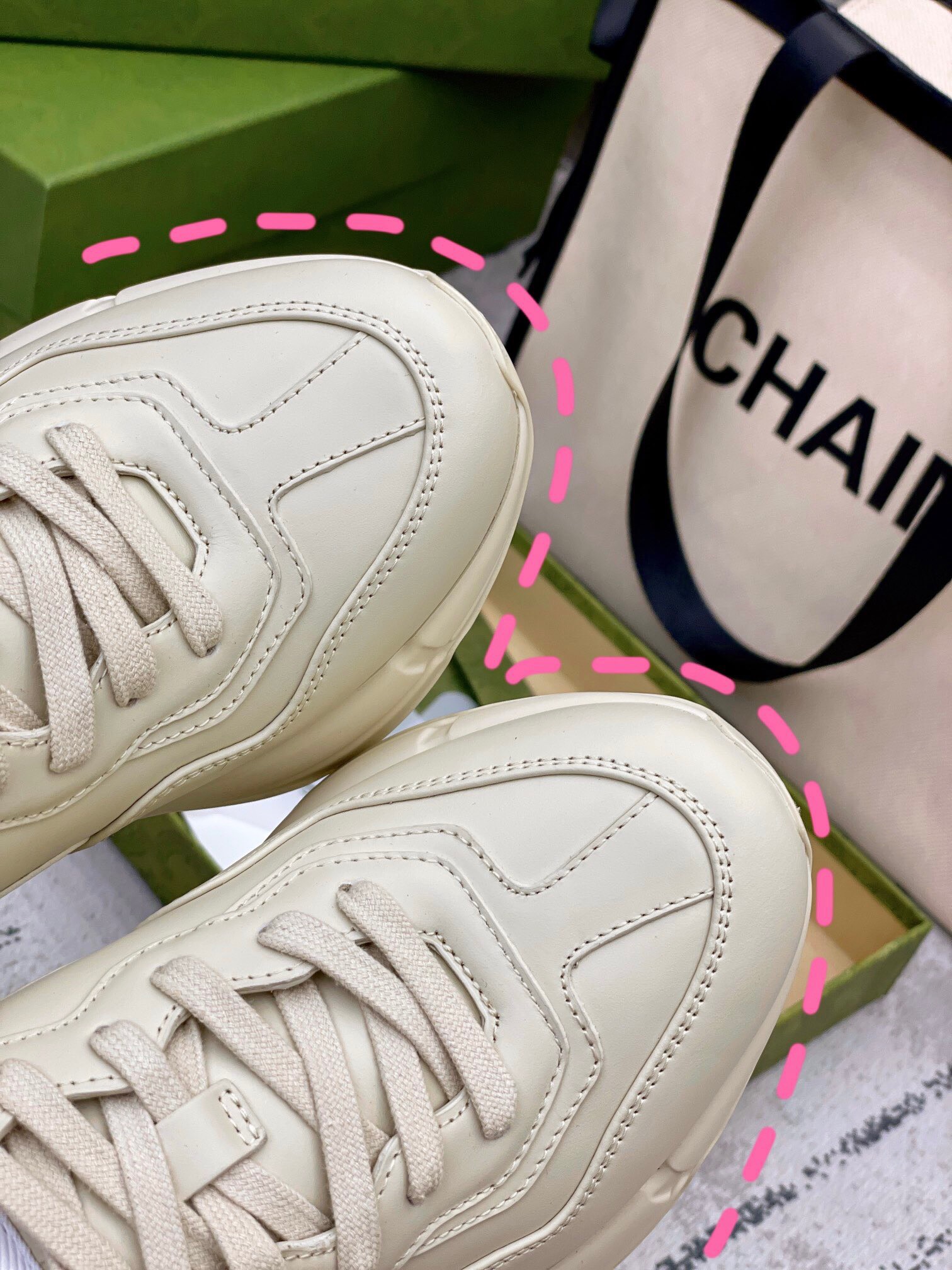 Gucci Sneakers-90