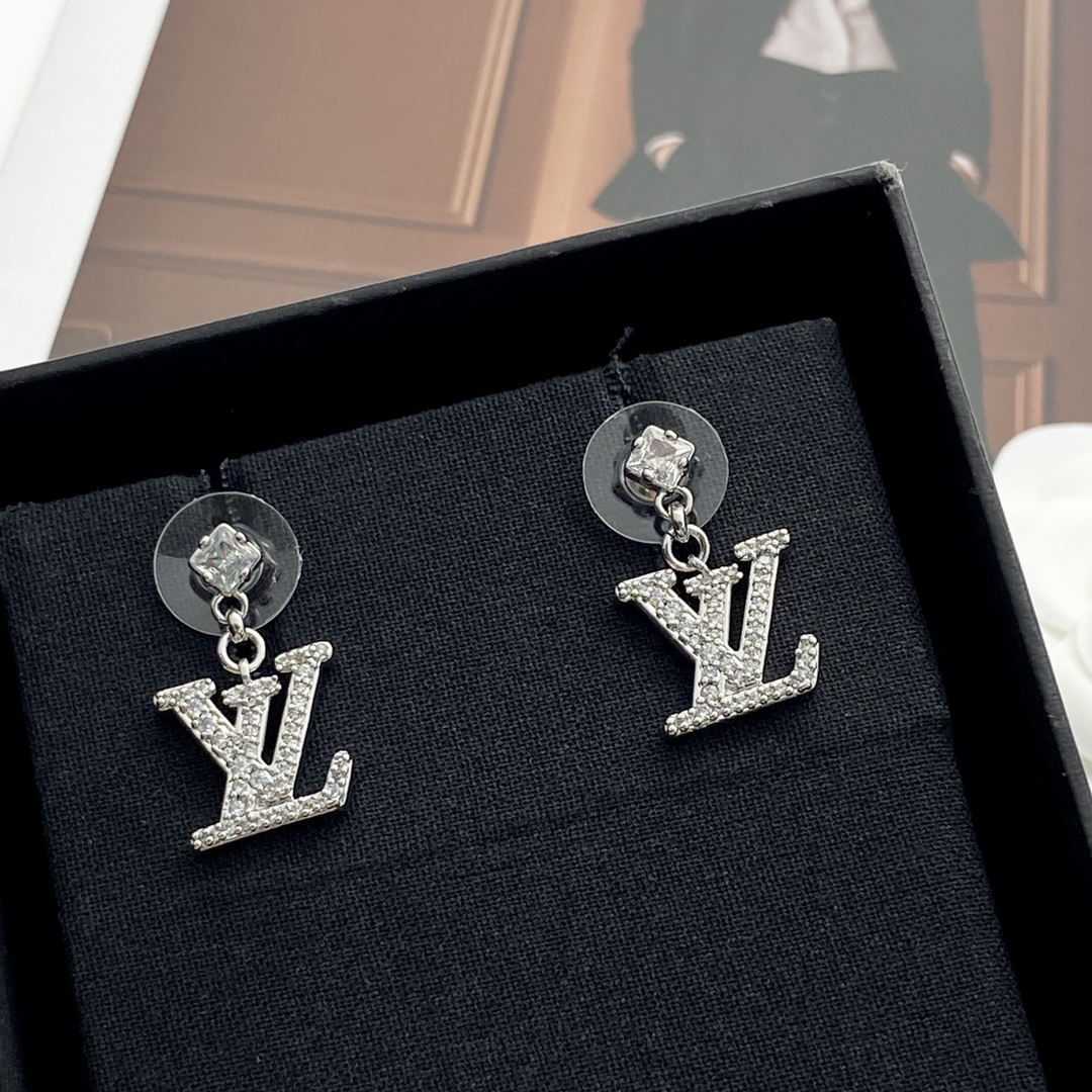 LV earrings-56
