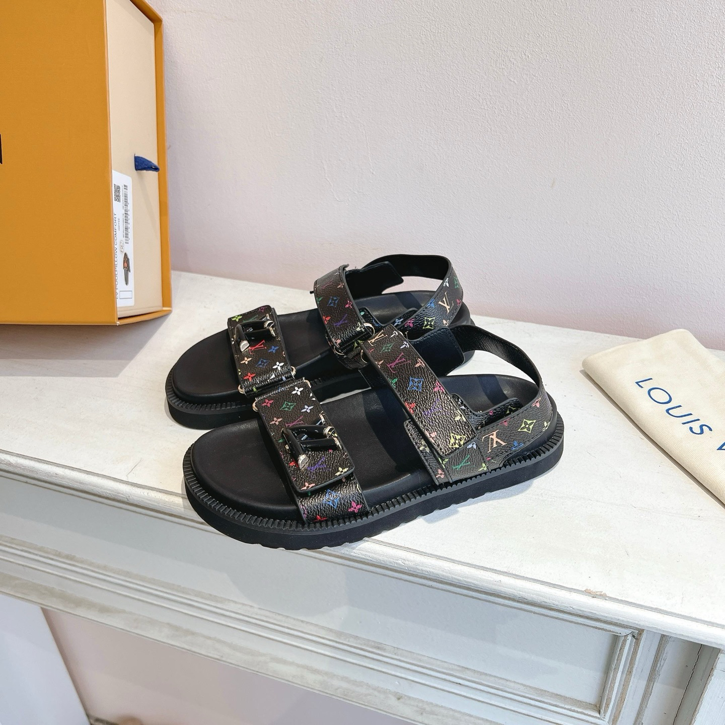 LV Summer footwear