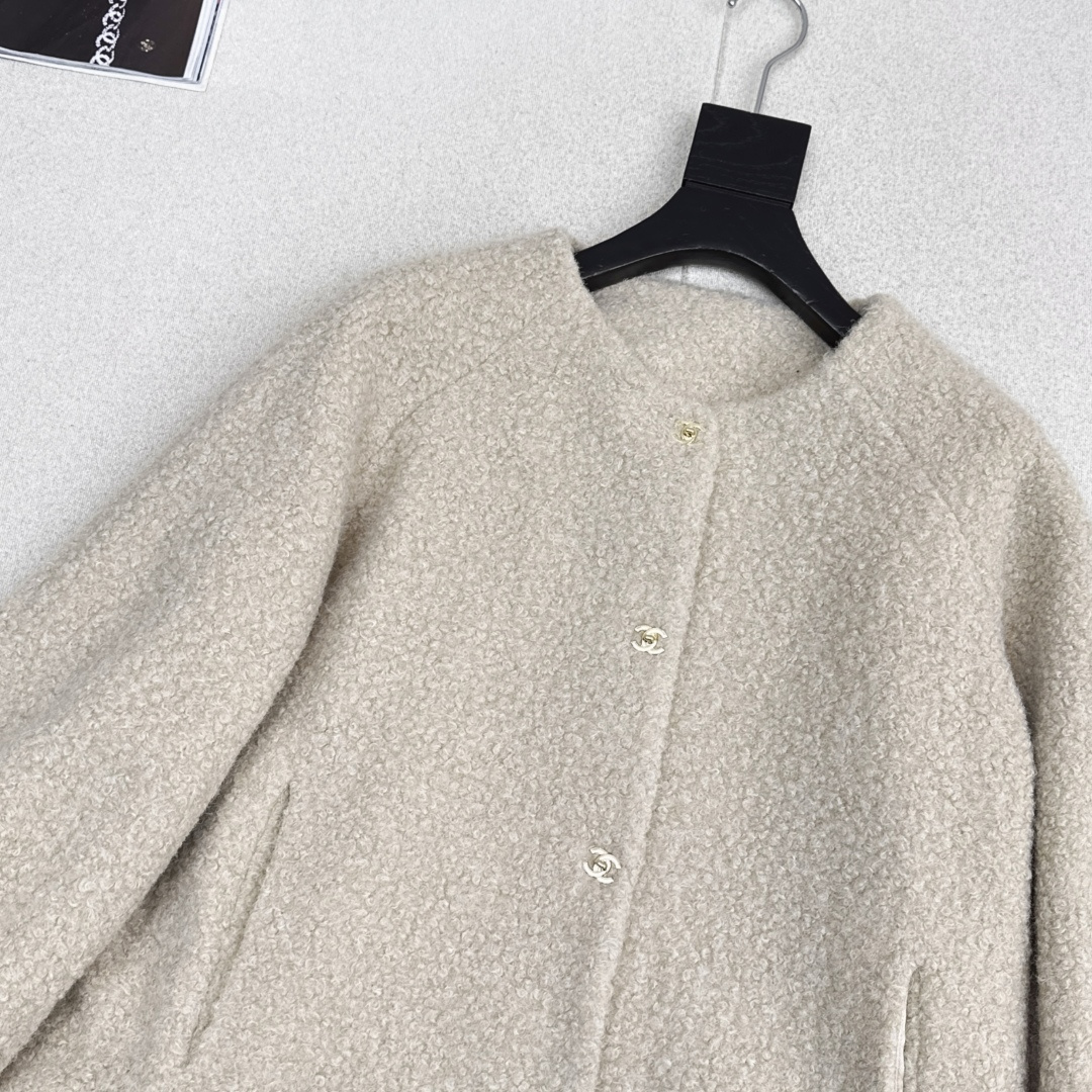 Chanel Clothing-12