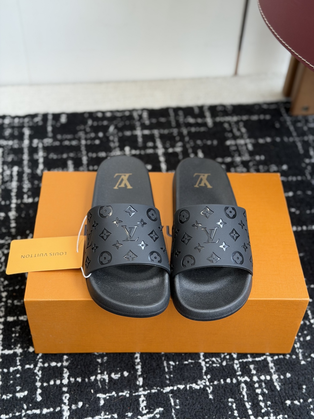 LV Summer footwear