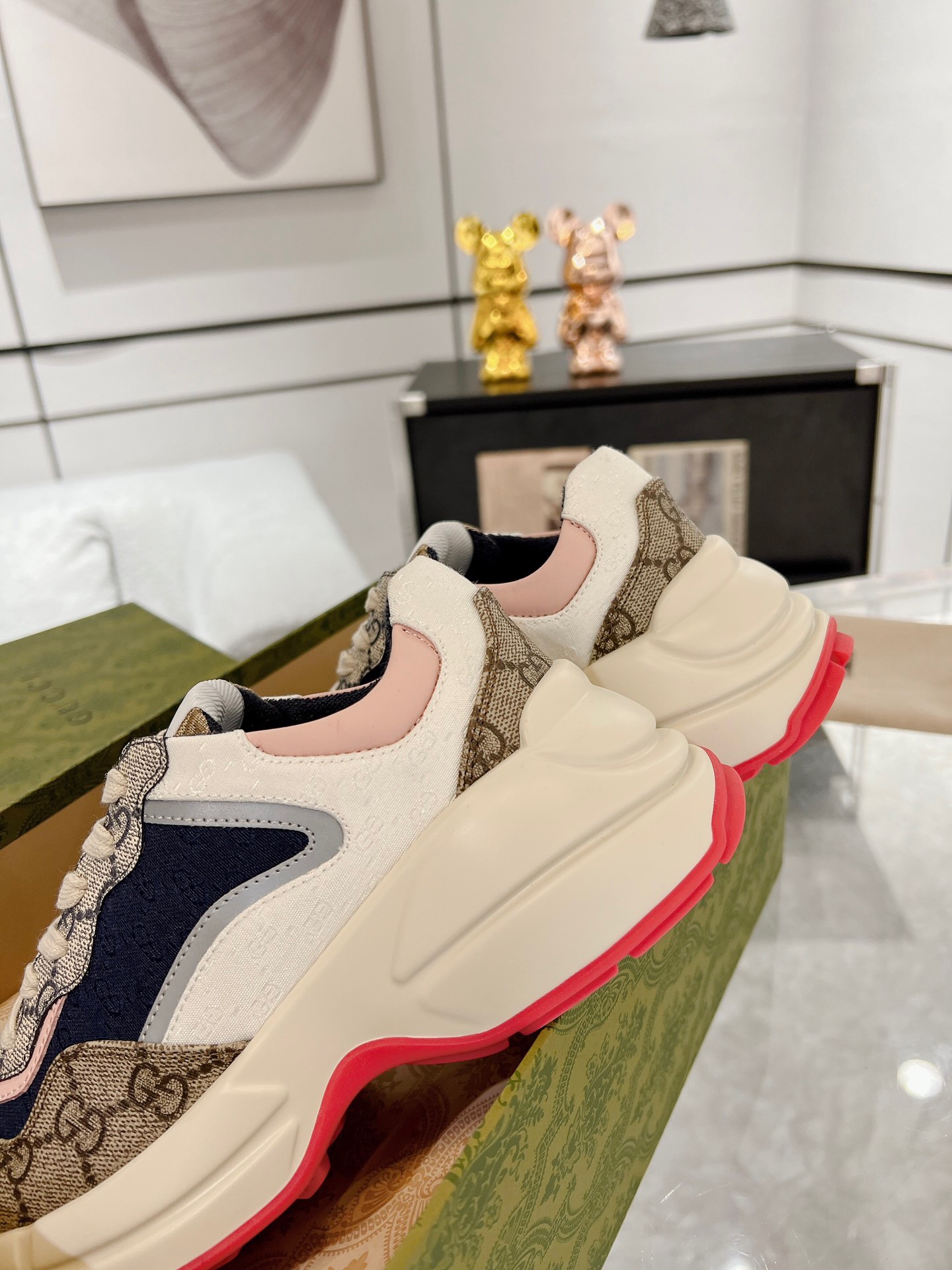 Gucci Sneakers-205