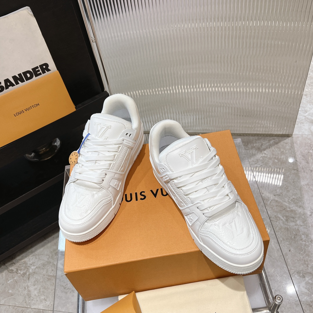 Lv Sneakers-33