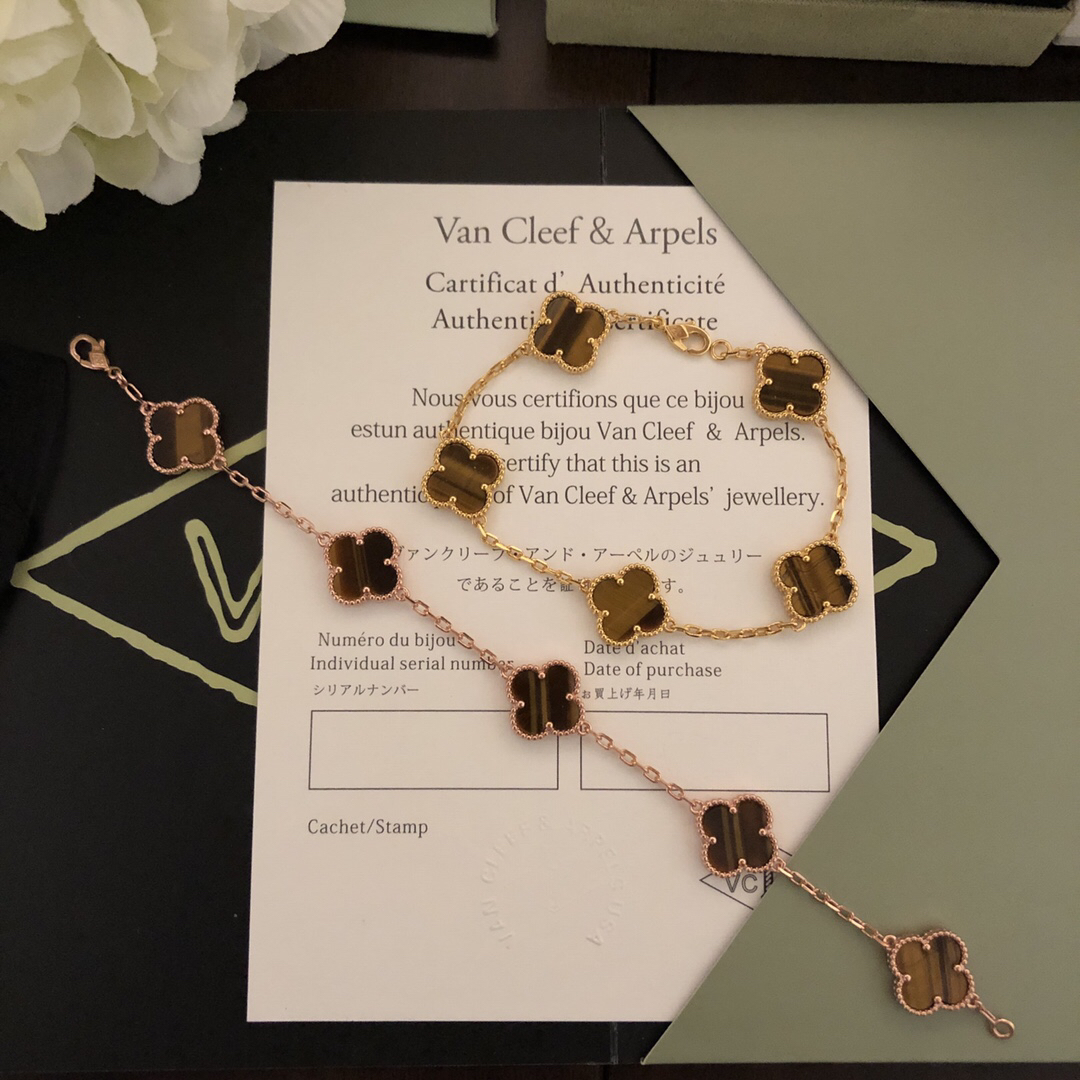 Van Cleef & Arpels Bracelet-35