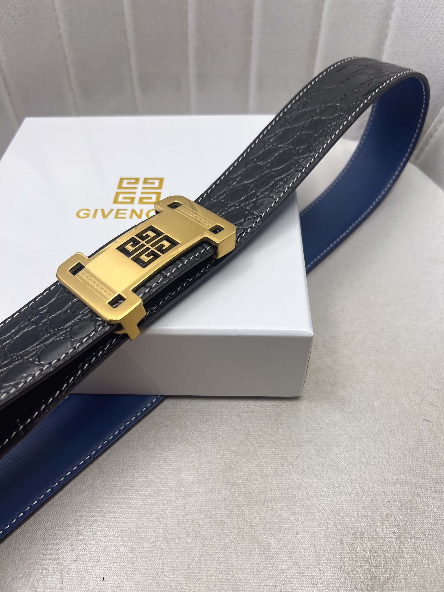 Givenchy belt-134