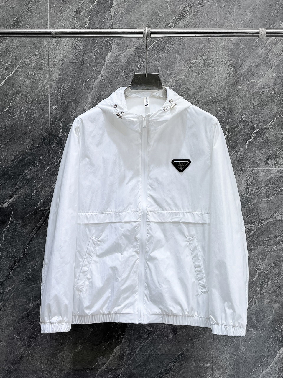 Prada Clothing-108