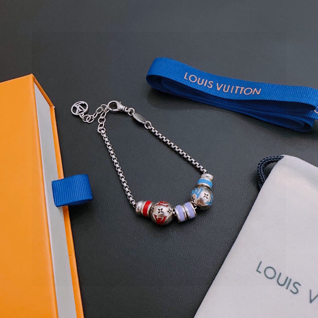 LV Bracelet-26