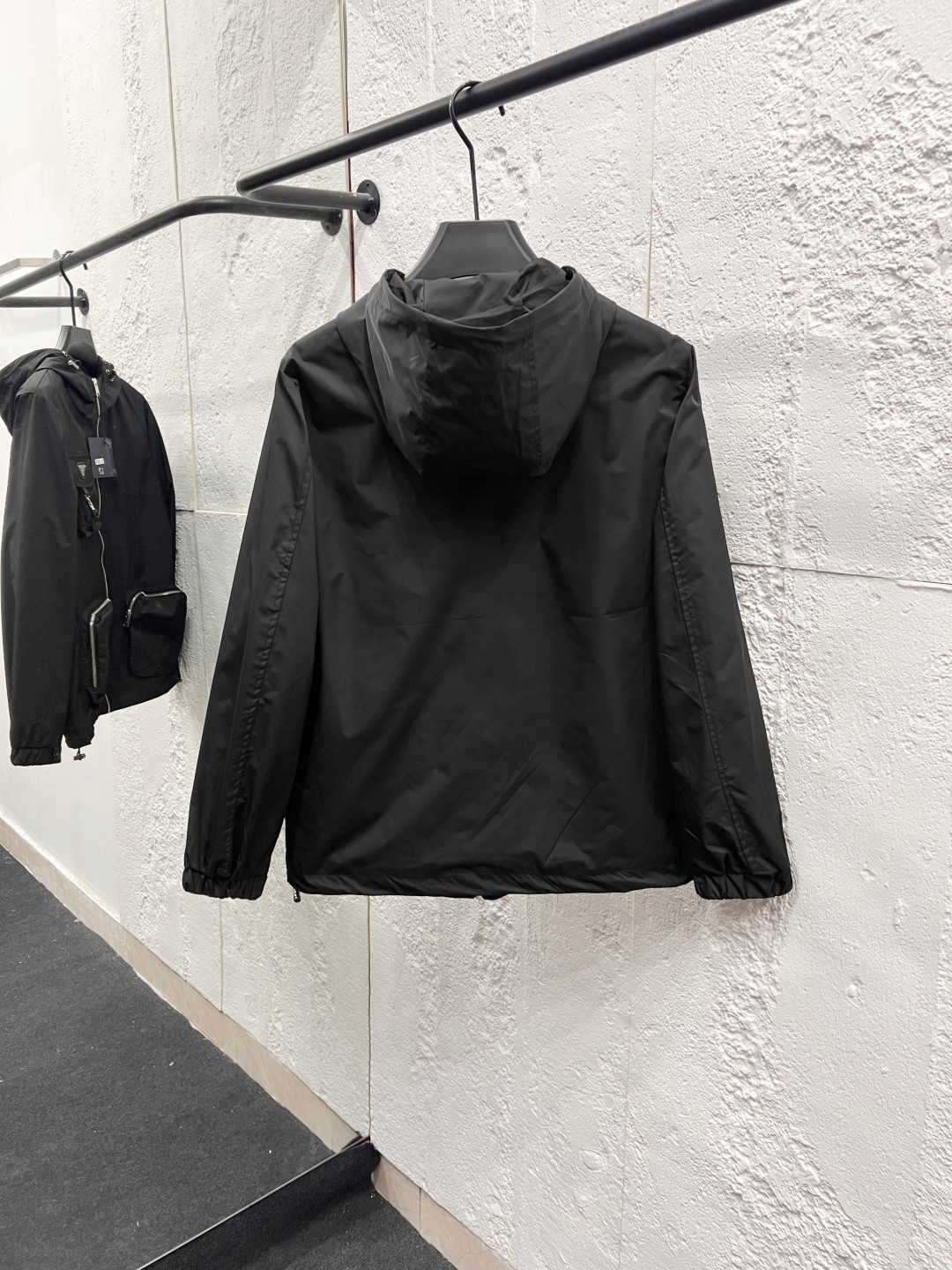 Prada Clothing-318